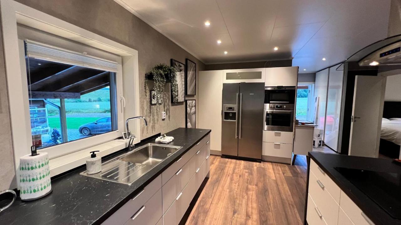 Holiday Home ユシーレ エクステリア 写真